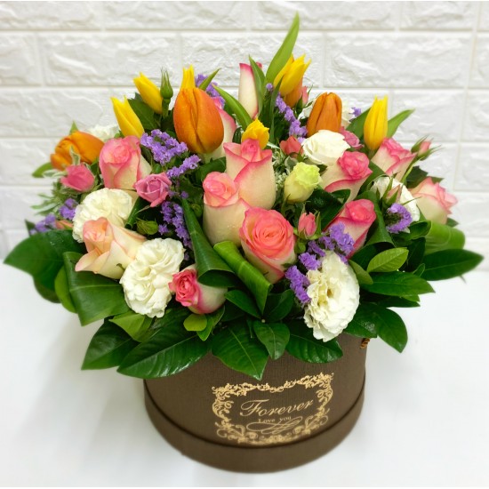 Pink Rose with Mix Color of Tulips in a Round Shape Gift Box